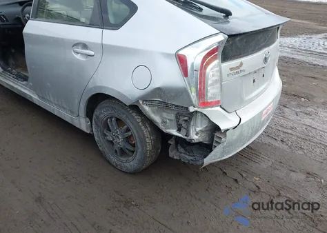 2013 Toyota Prius Three z USA, uszkodzony, nr VIN JTDKN3DU6D5607389